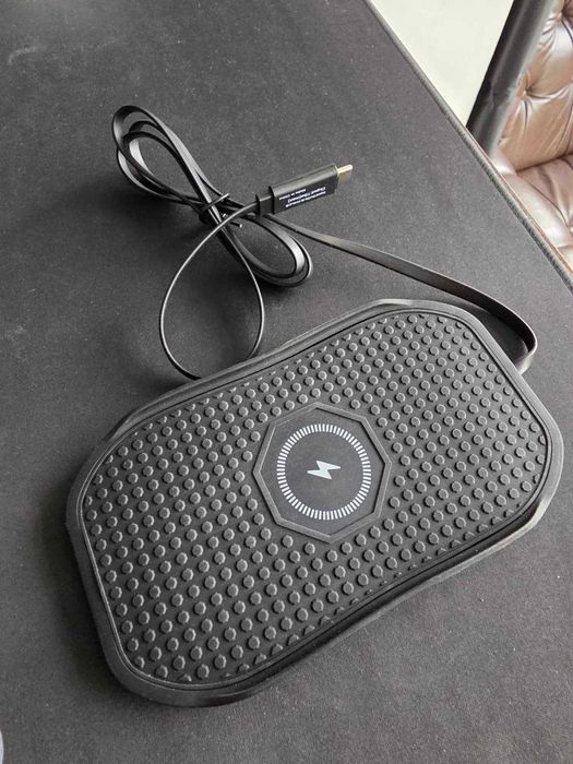 Wireless Charger Masina 15W USB-C NOU