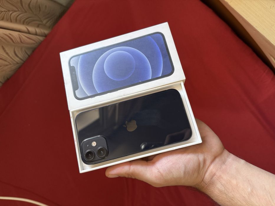 Продам телефон Apple 12 Mini
