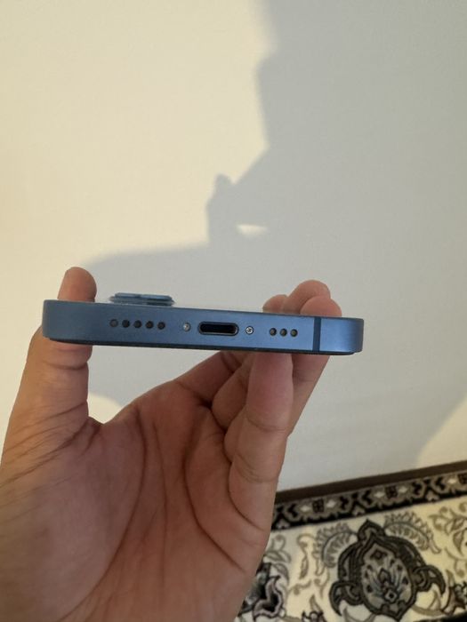 Iphone 13 karobka dokument bor