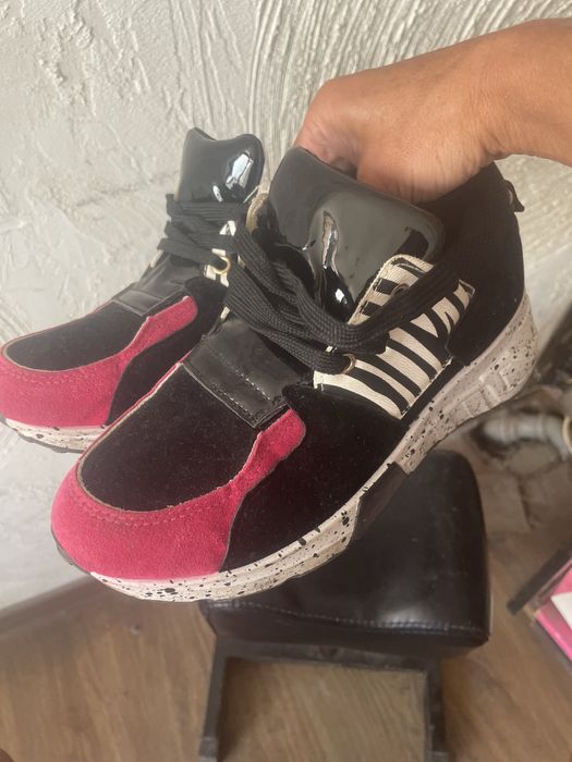 Сникърси-велур!!!