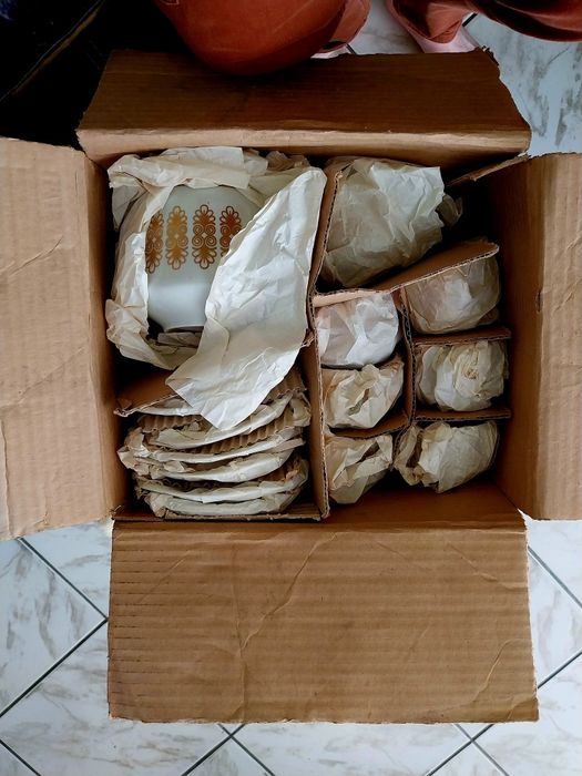 Сервиз за чай - порцелан