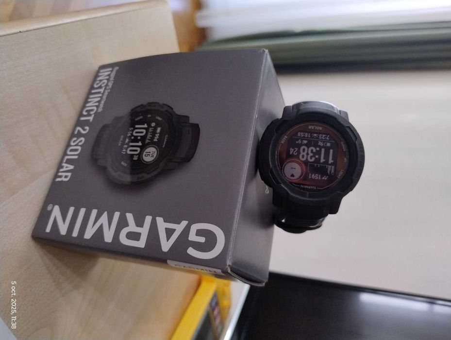 GARMIN INSTINCT 2 SOLAR 45mm - Ceasul care nu se oprește. În garantie.