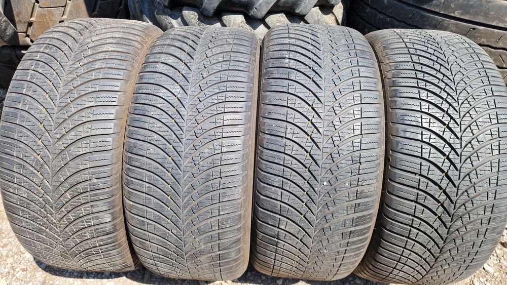 Anvelope 245/45R18 marca Goodyear, DOT 2022,7 mm,M+S,All Season