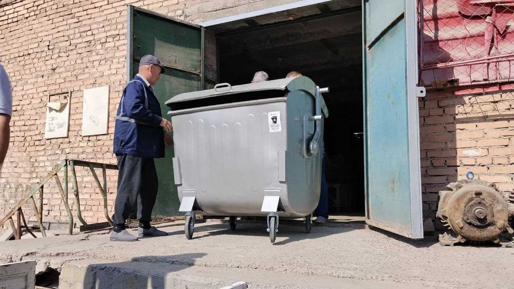 Мусорный контейнер Оценкованный 1100л