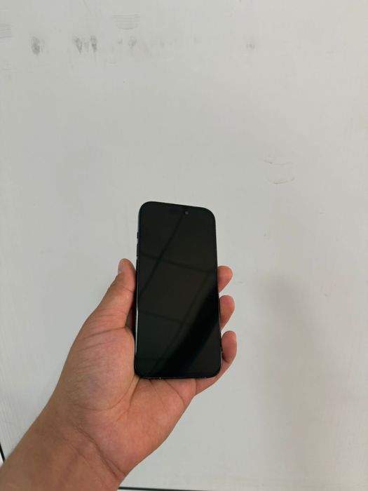 Продам iphone 15 срочно