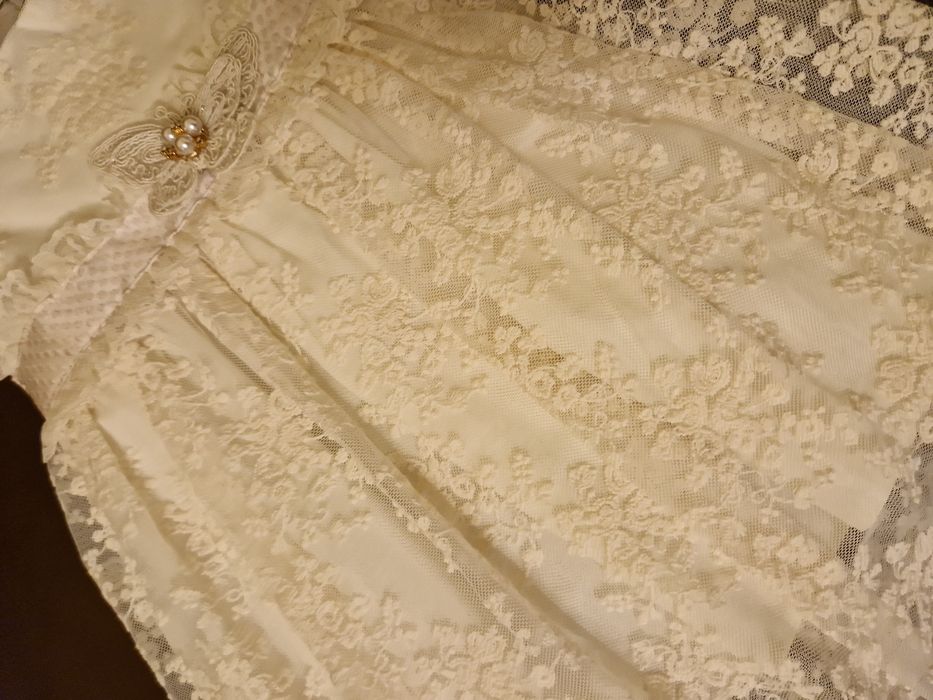 Rochite fetite gemene 2 ani si 4 ani, deluka