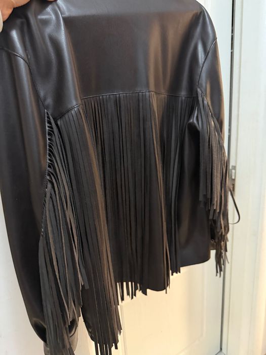 Mango, горница с ресни, овърсайз, супер стилно