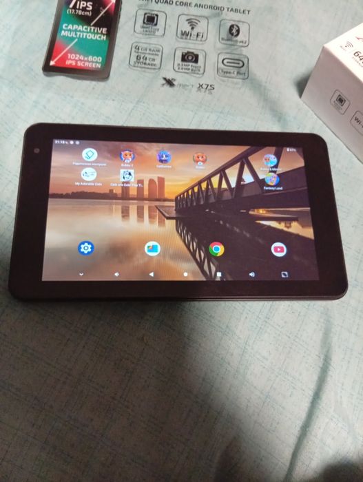 Таблет почти нов