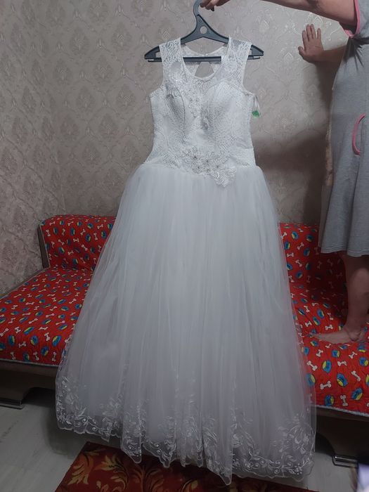 Продам свадебное платье