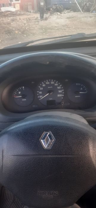 Reno kango 1.4  benzin/Рено канго 1.4 на части