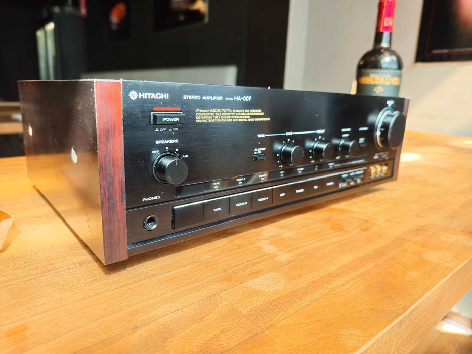 Hitachi HA -007 с легендарните MOS FET транзистори