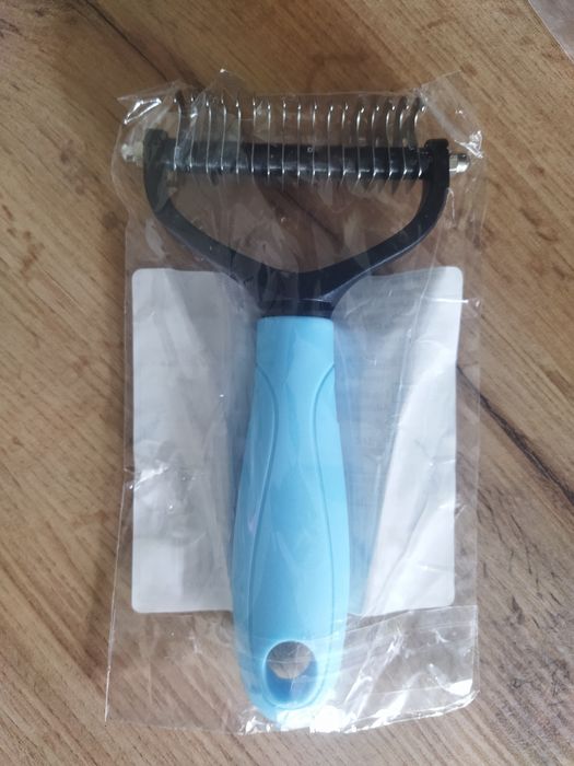 Гребен за куче/котка в период на смяна на козина