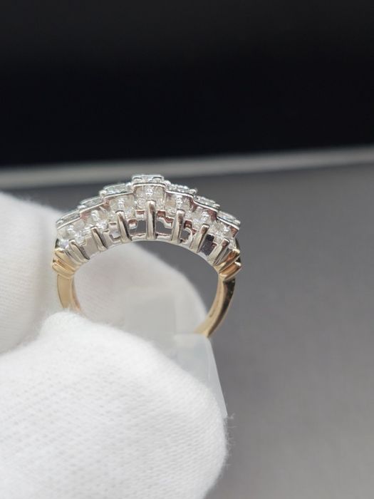 Масивен златен пръстен с над 1 карат диаманти – 14K