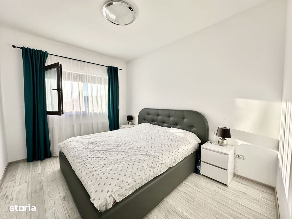 Duplex spatios cu 4 camere | Zid dublu | Panouri fotovoltaice - Mosnit