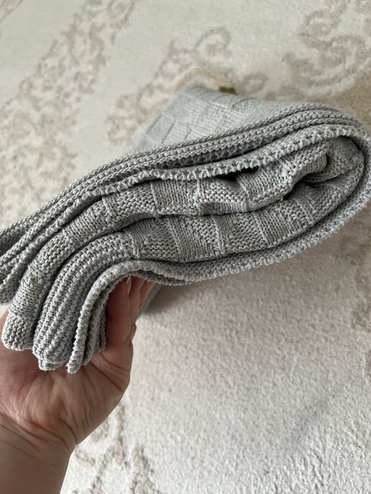 Плед вязаный для малыша (90х110)