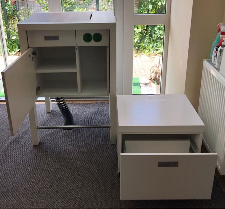 Birou si roll box/ receptie