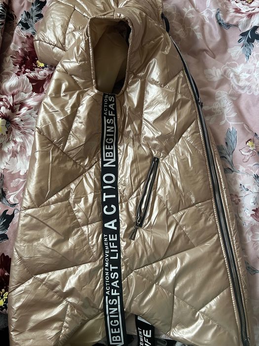 Vestă de damă, nepurtată