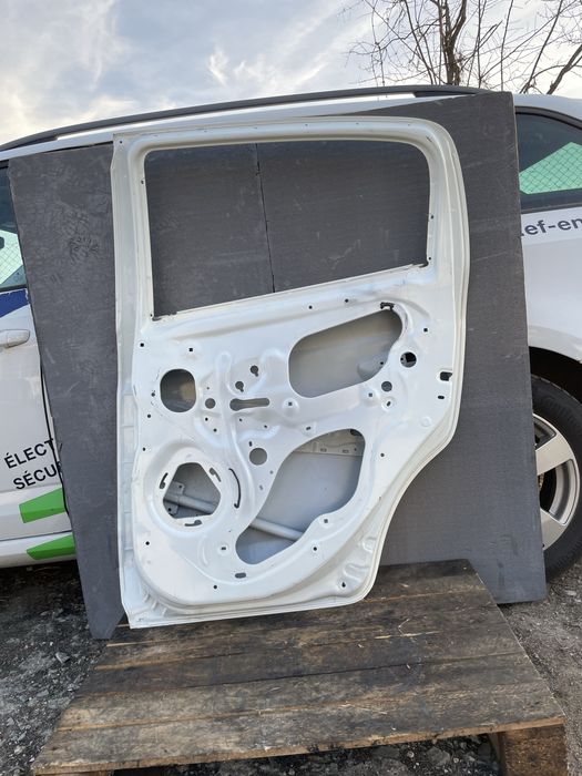 Задна дясна врата за Mitsubishi Space Star Mirage 2015-2020г