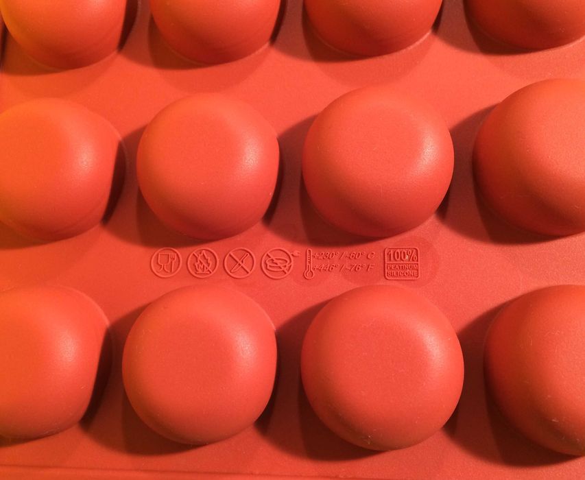 ПОМПОНЕТИ SF Mold Made in Italy Оргинални за Мъфини и Сладки