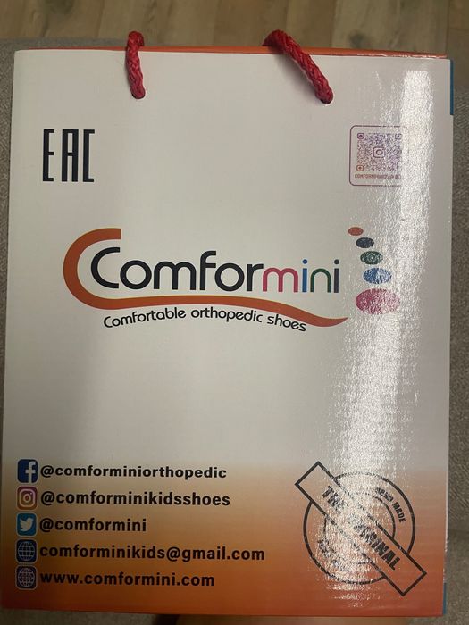 Продам ортопедические сандали для девочки Comformini