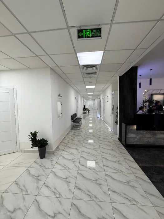 Сдаётся Здание 7000м2 Под Клинику, Учебный Центр и Гостиницу Яккасарай