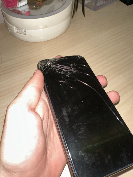 Iphone 11 pro.