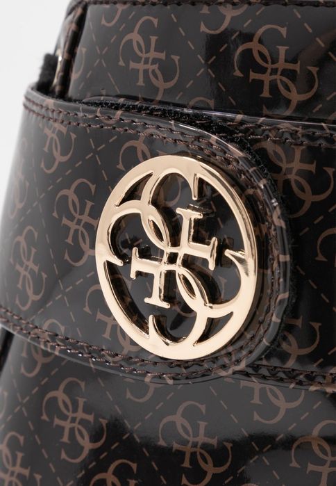 Дамски боти GUESS оригинал малък дефект 35.36.37