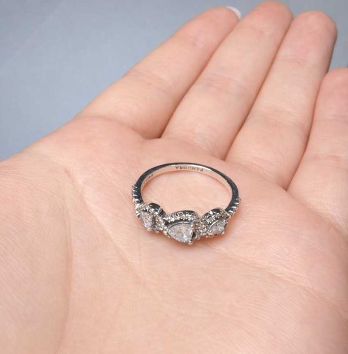 Inel Pandora original argint 925 cu zirconii – elegant, set complet