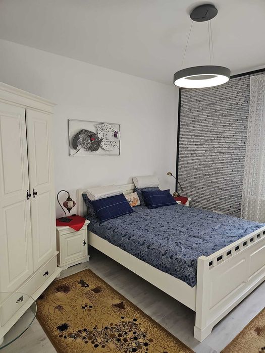 Casa de vanzare cu anexe