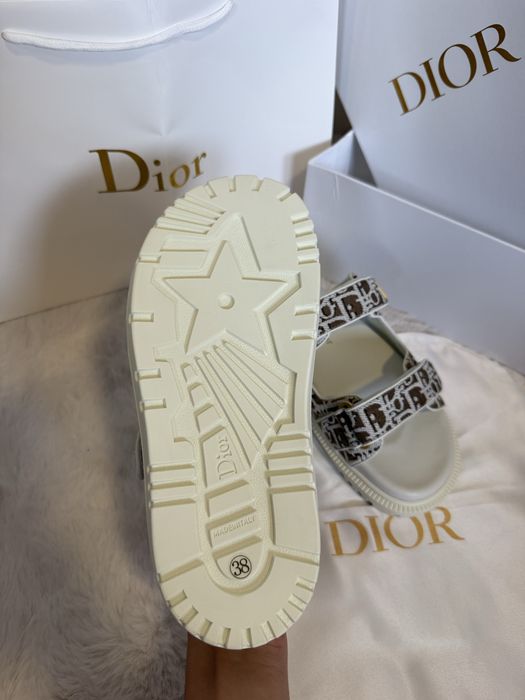 Дамски чехли Dior