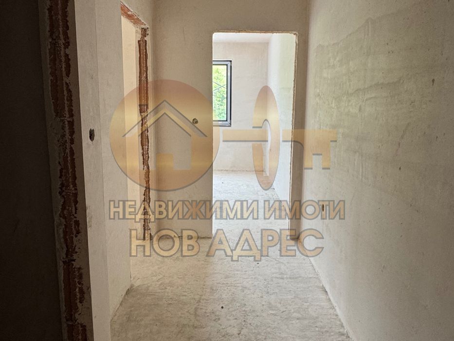 Продава се Двустаен апартамент в Търговище, Център - 56 кв.м за 1230 €/кв.м - Снимка #4
