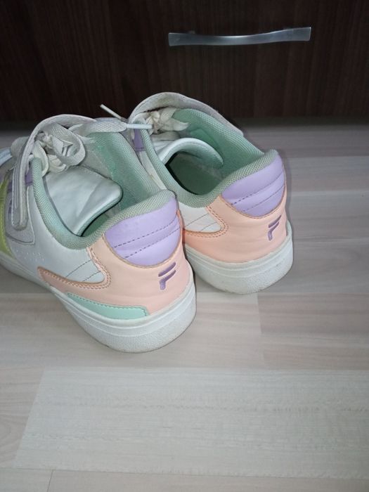 Дамски обувки номер 40