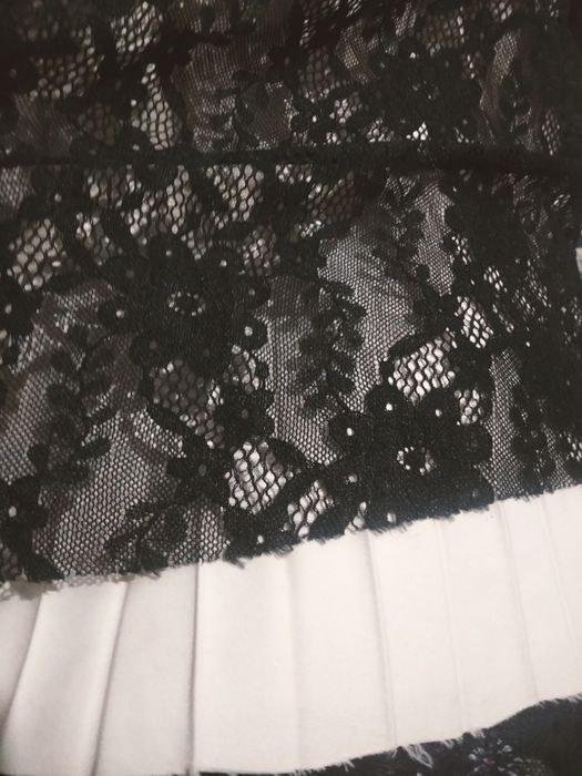 Продам очень красивое нарядное платье