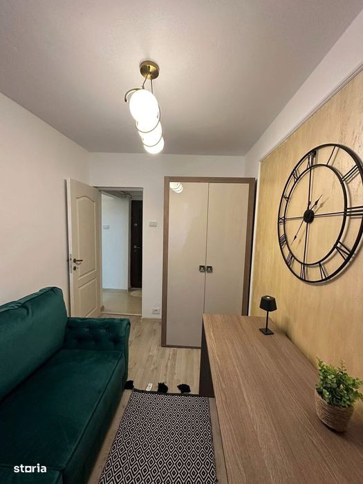 De vanzare apartament cu 3 camere și balcon, renovat,mobilat și utilat