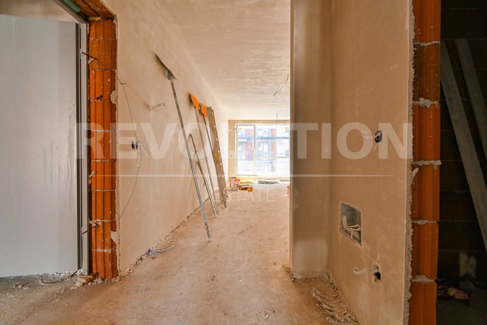 Продава се Двустаен апартамент в София, Малинова долина - 84 кв.м за 1607 €/кв.м - Снимка #7