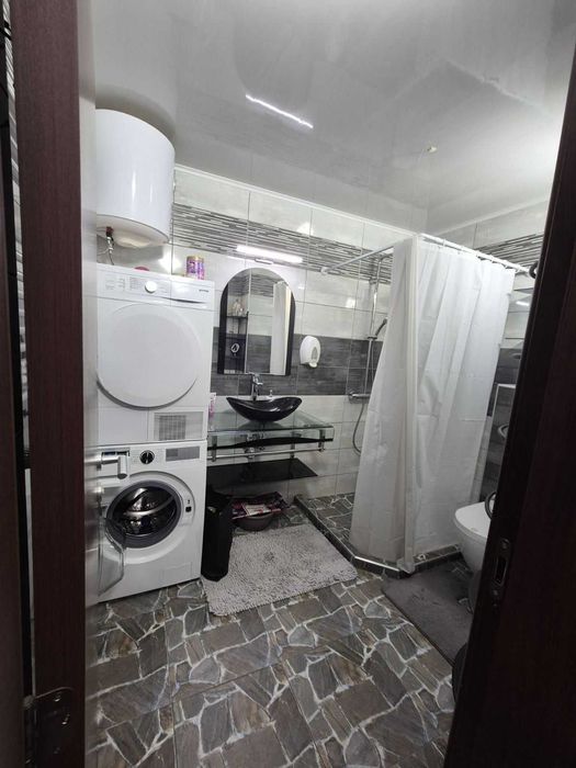 Дава се под наем Тристаен апартамент в София, Младост 3 - 80 кв.м за 977.16 € - Снимка #3