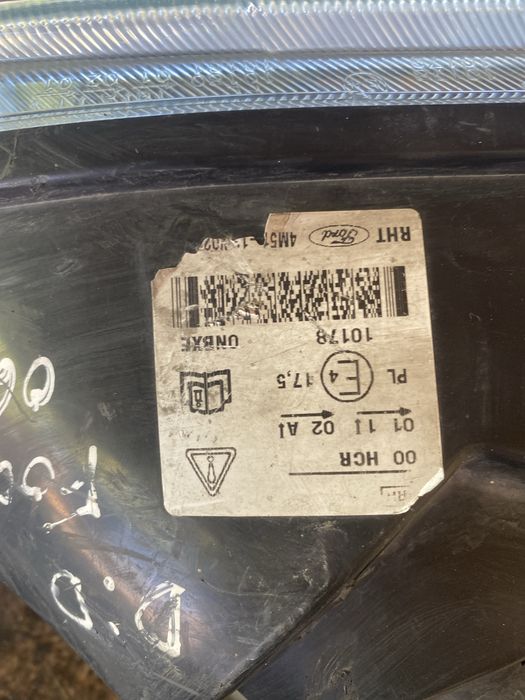 Десен фар за форд фокус