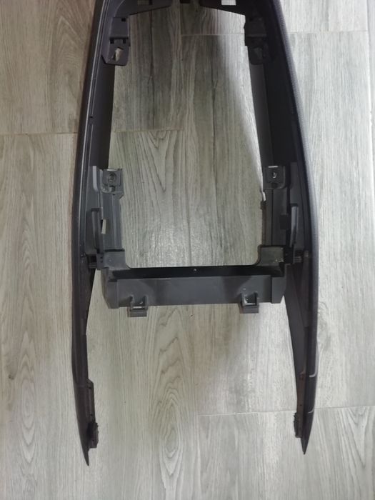 Consolă centrală/cotieră Audi A5 /A4 B8