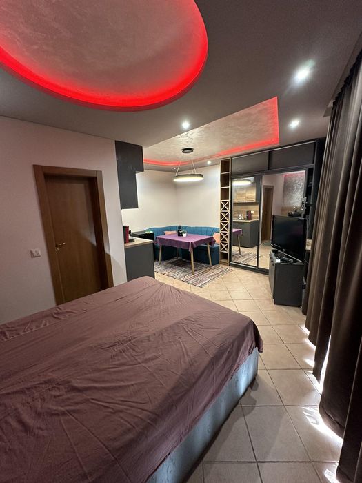 Продава се Едностаен апартамент в Бургас, Център - 42 кв.м за 1310 €/кв.м - Снимка #3