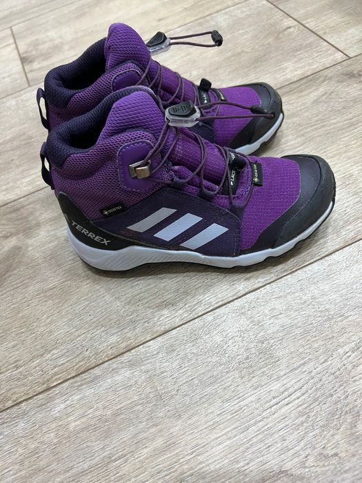 Детски боти adidas Terrex