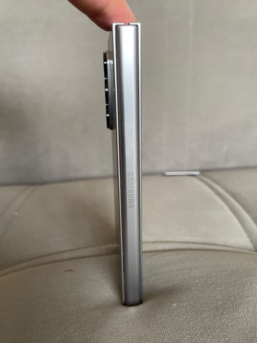 Samsung Z FOLD 6 256GB 12 RAM
