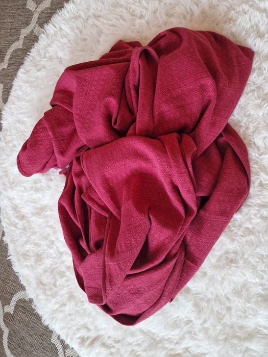 Wrap țesut de la Didymos, roșu burgund superb