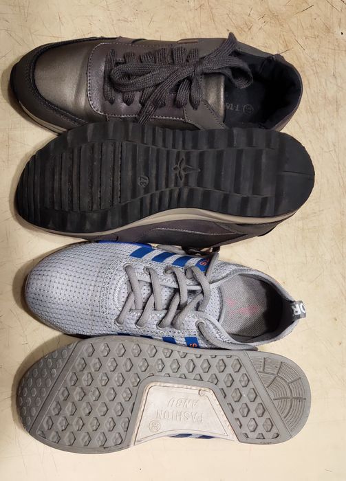 Продам женские  кроссовки