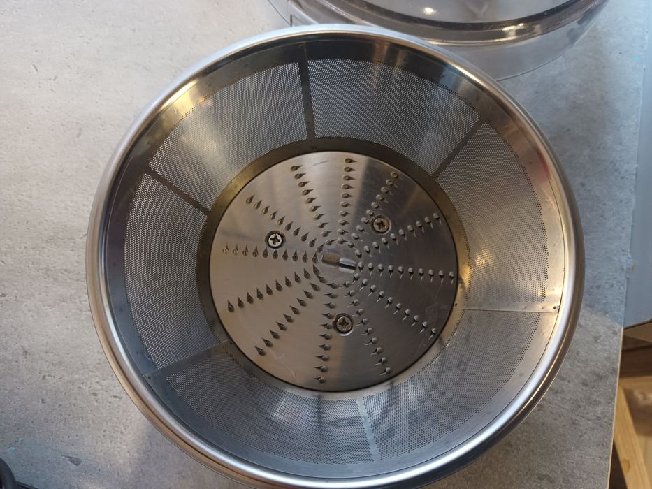 Сокоизстисквачка" Elekom"