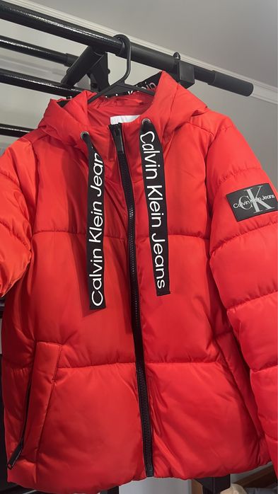 Продам куртку Calvin Klein оригинал