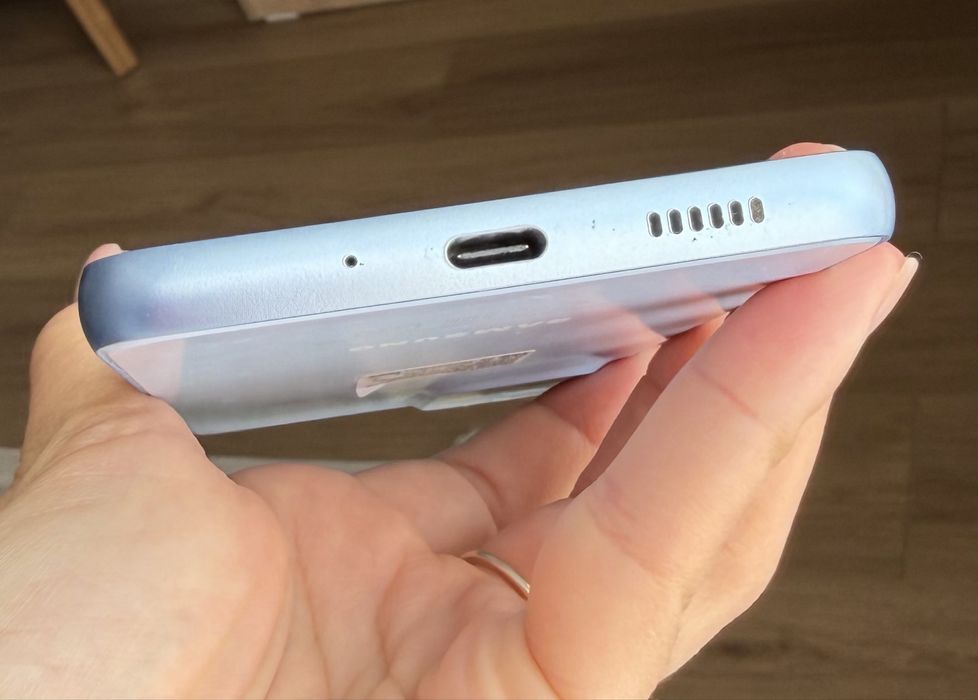 Samsung A33 голубой