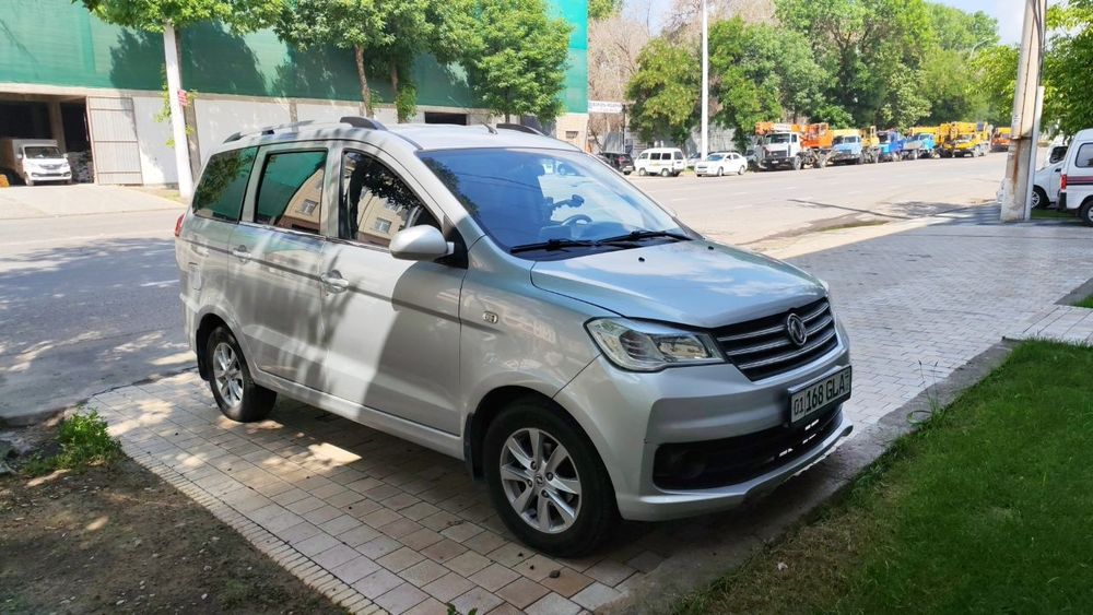 Янги дамас 2 диб реклама килинган Glorya 330s. 7 оринли минивен