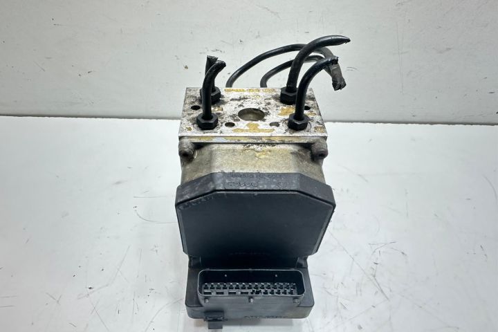 Pompa ABS  8e0614111AH Audi A4 B5 (facelift) seria