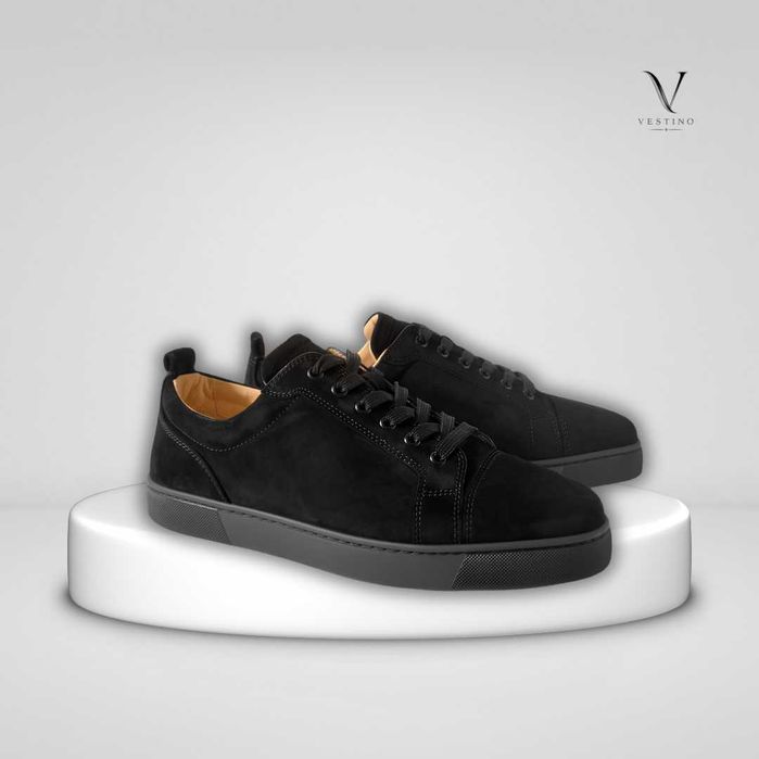 Christian Louboutin • Vestino • Livrare rapida