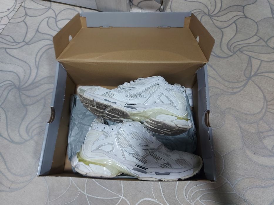 Balenciaga  runner